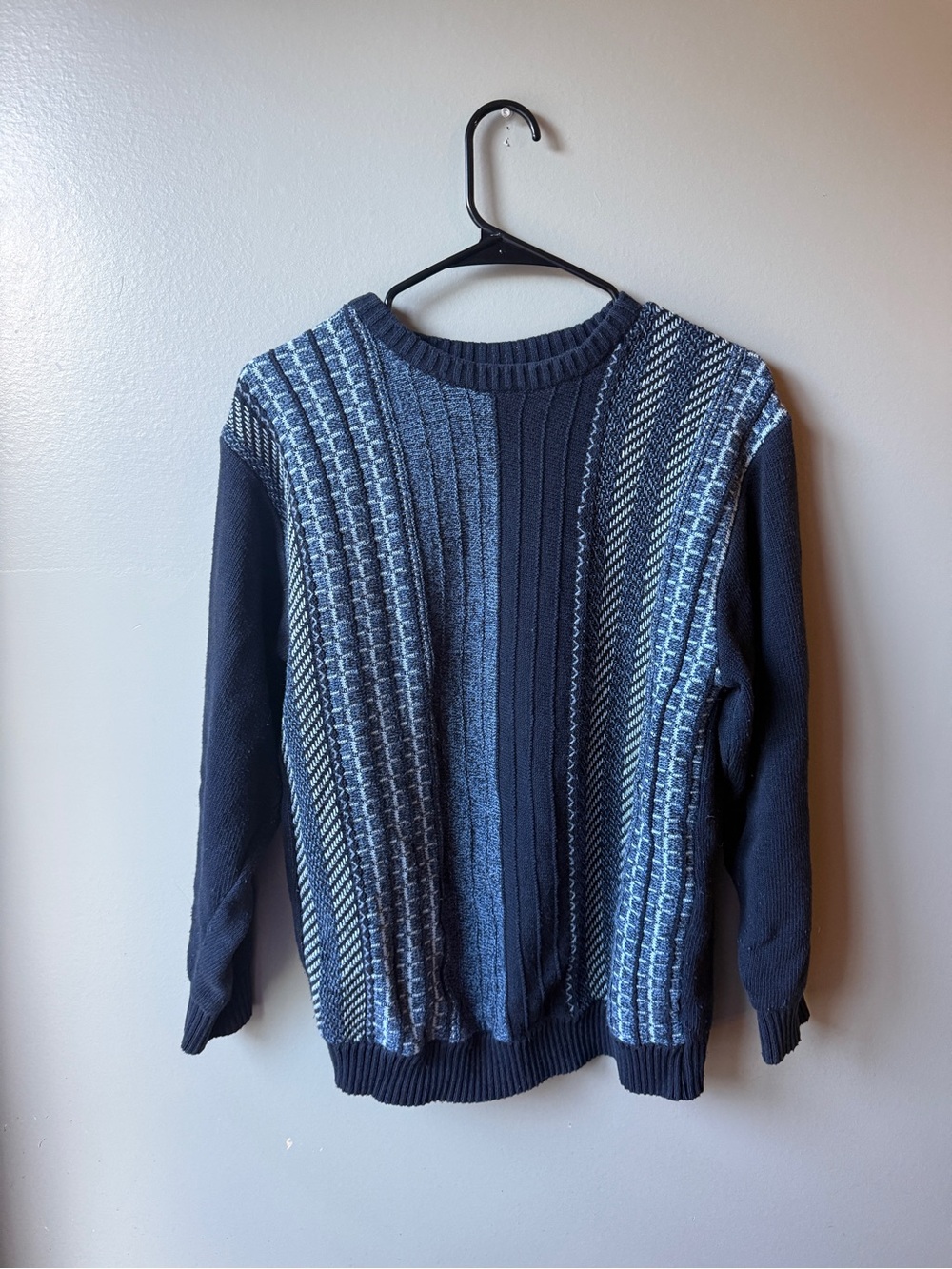 Vintage Cable Knit Pattern Sweater Blue Size Large